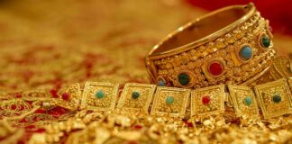 historia biżuterii