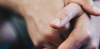 Czy warto inwestować w droższe narzędzia do paznokci?