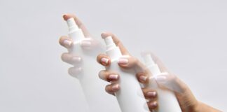 Jakie narzędzia do manicure warto mieć w zestawie z pilnikiem do paznokci?