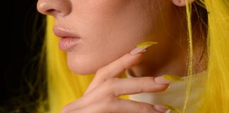 10. Jakie są najnowsze trendy w zdobieniach paznokci?