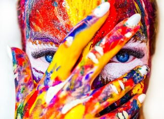 Dlaczego dziecko odchyla głowę do tyłu?