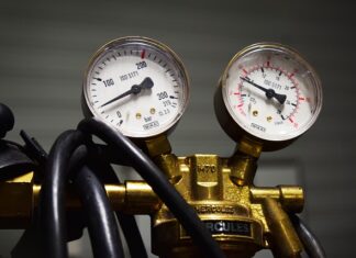 Co to reduktor i multiplikator?